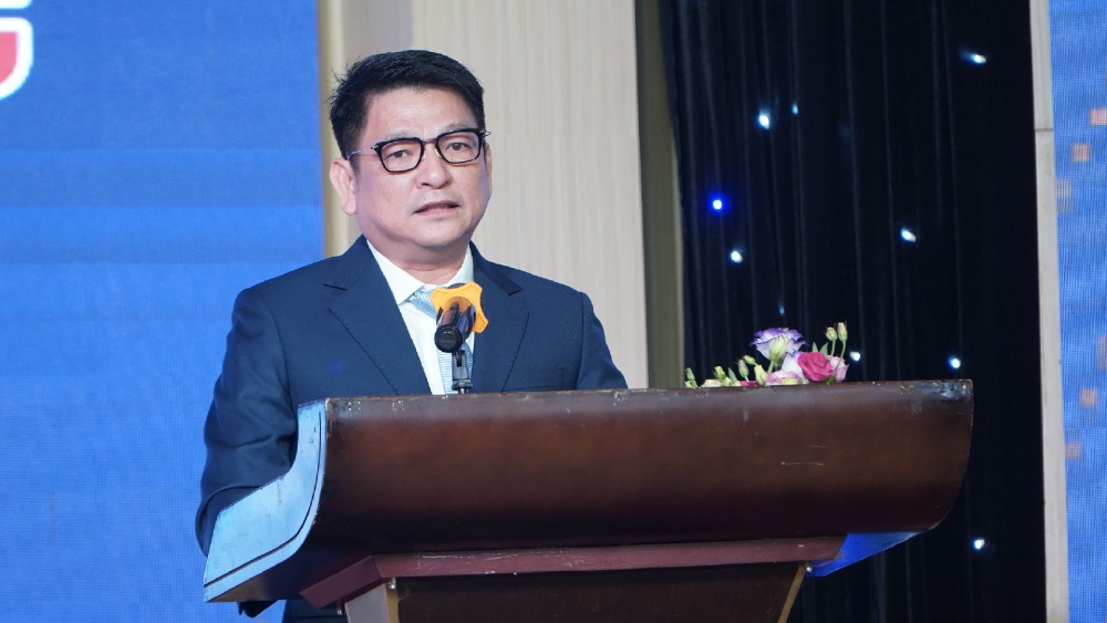 Giám đốc Sở Du lịch Kiên Giang Bùi Quốc Thái phát biểu tại hội nghị. Ảnh: Nguyên Anh